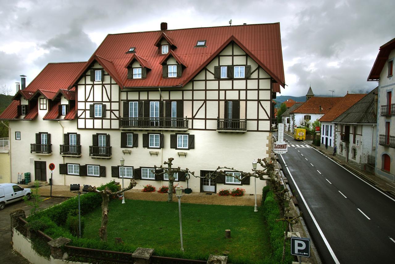 Hotel Rural Loizu Burguete Buitenkant foto