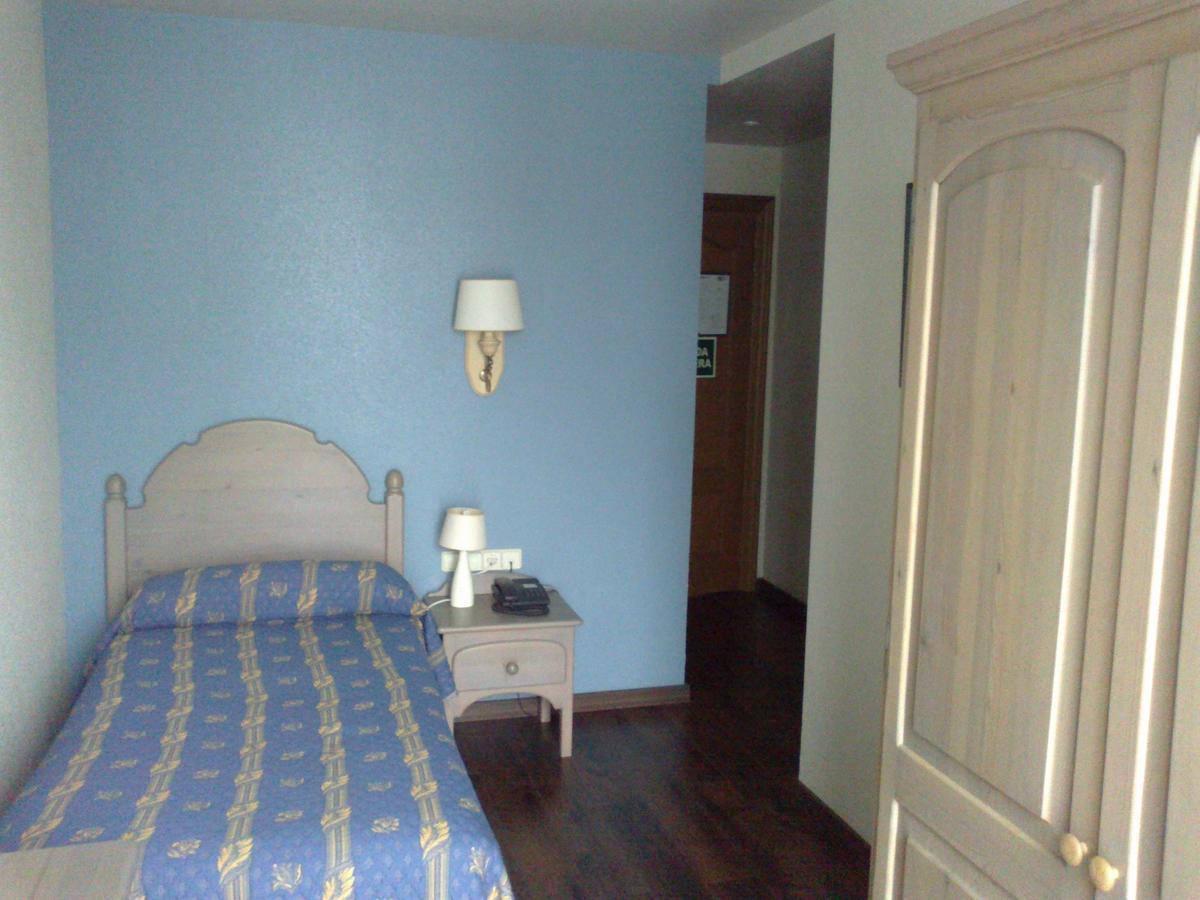 Hotel Rural Loizu Burguete Kamer foto